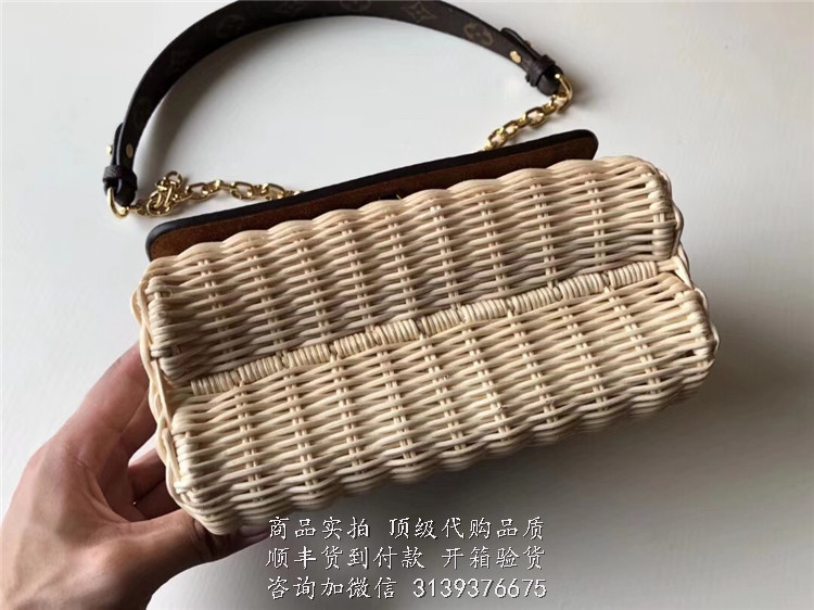 LV 白色 M44296 Twist PM