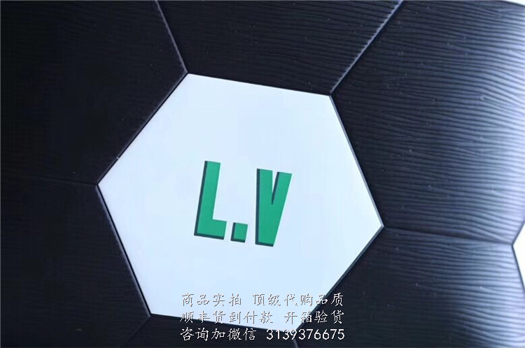 LV 黑色 世界杯主题 M52186 Apollo 双肩包