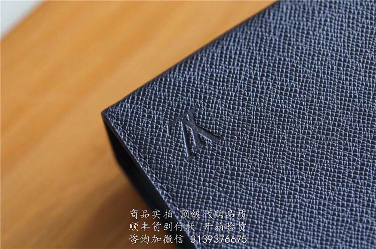 LV 黑色 M30043 Pochette Voyage大号手袋