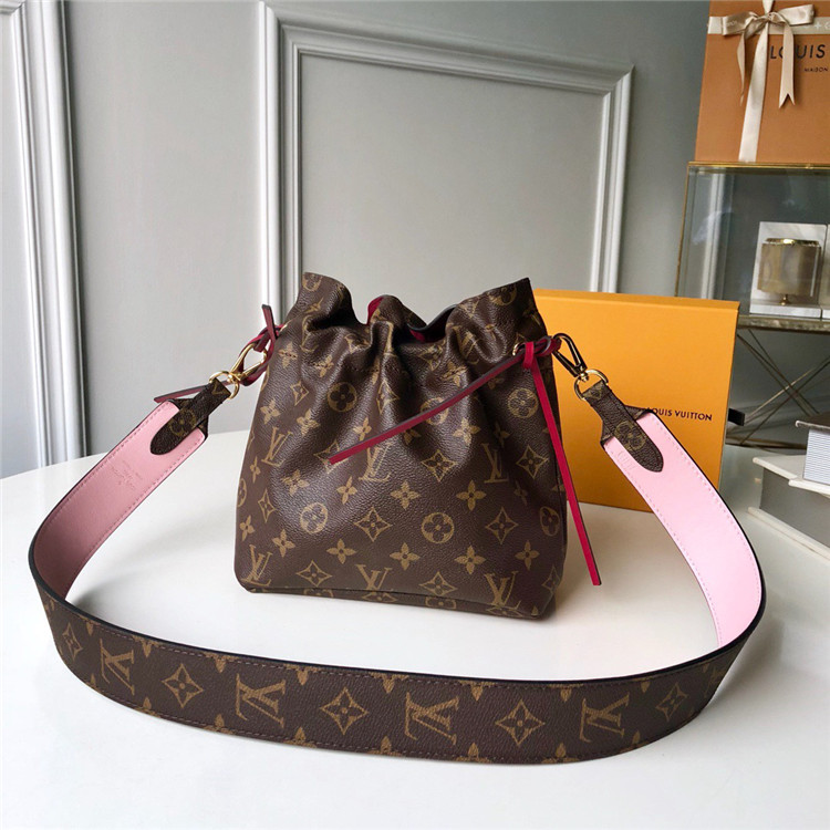 lv/路易威登 m43446 老花 poche noe mng fuchsia 福袋包