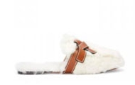 LOEWE/罗意威 女士白色 剪羊毛 Gate 穆尔鞋 L815379X57